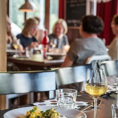 La Chaumiere Mountain