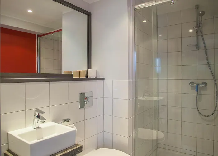 Hotell La Chaumiere Mountain 2*