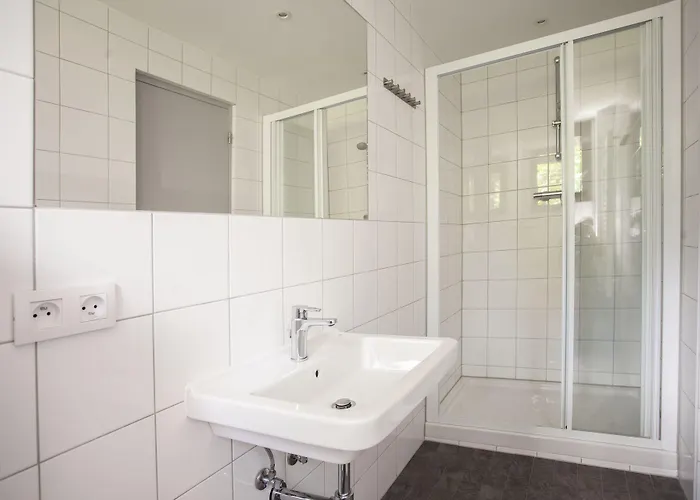 Hotell La Chaumiere Mountain 2*