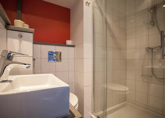 Hotell La Chaumiere Mountain 2*