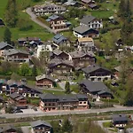 La Chaumiere Mountain Готель 2*