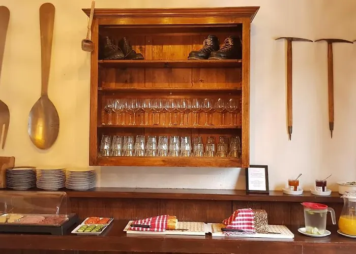 La Chaumiere Mountain Hotel 2*